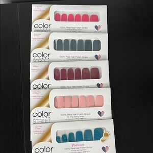 Bundle ColorStreet Nail Polish Strips (4 nails/1 pedi)
